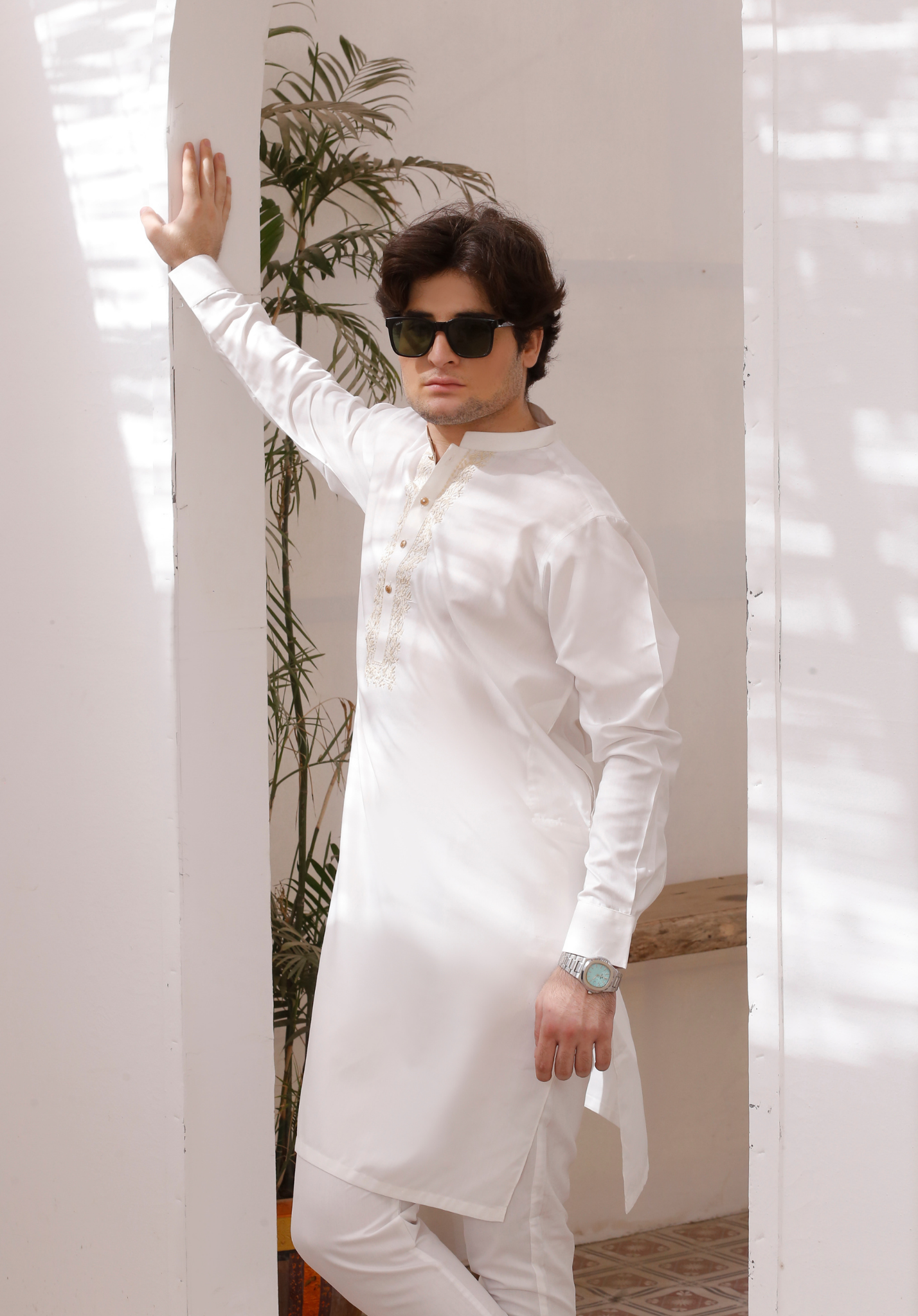 CK 757 White Chikankari Kurta Pajama