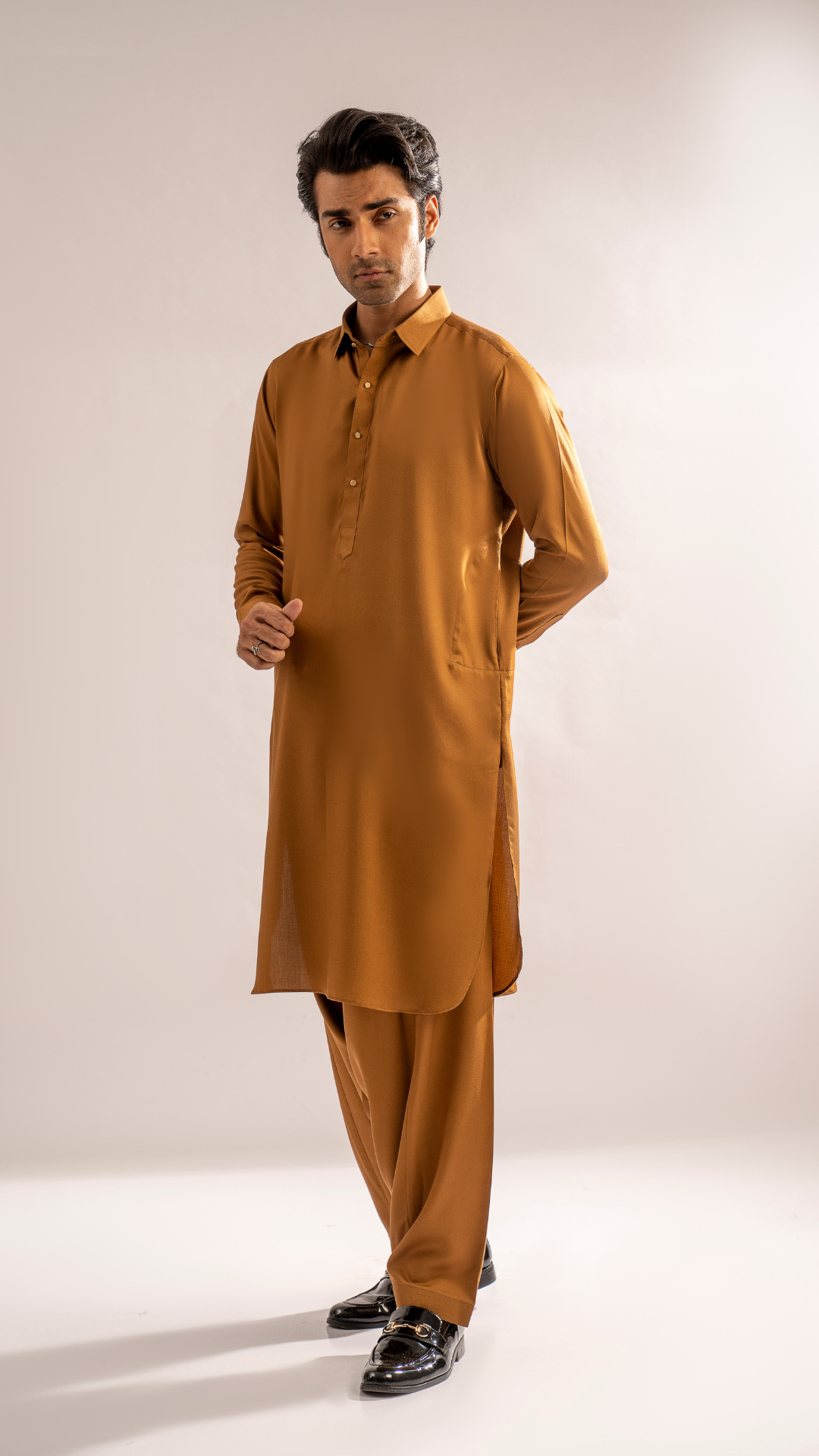 ER 775 Customary Dress For Men