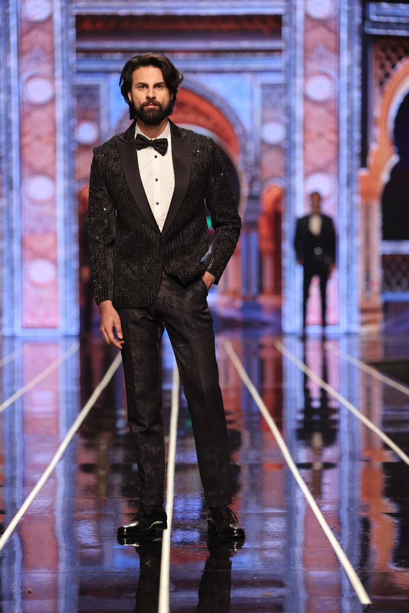 Black 2 Pieces Suit Tuxedo