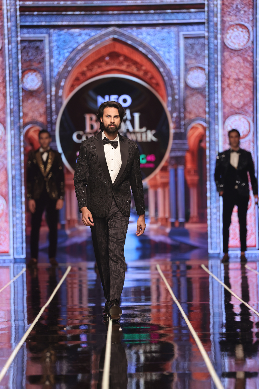 Black 2 Pieces Suit Tuxedo