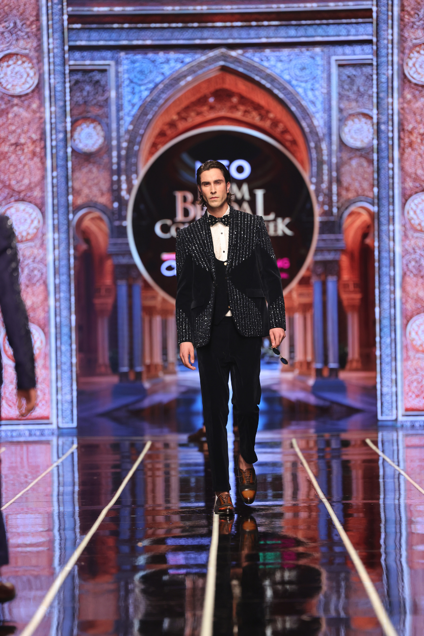 Black Velvet 3 Pieces Hand Work Suit