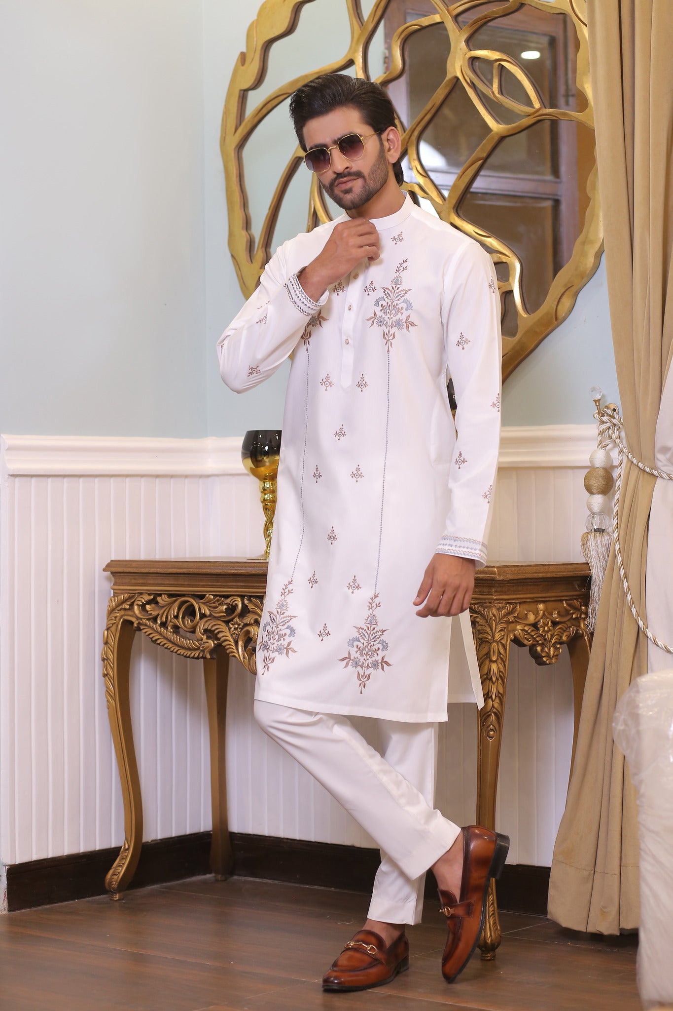 CK 717 White Kurta Pajama For Men